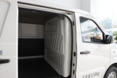 玉柴新能源 驭达V6 标配版 3.2T 2座 4.89米纯电动封闭货车41.86kWh