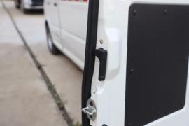 御风EM26&nbsp;电动封闭厢货货厢图片