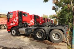上汽红岩 杰狮C6重卡PRO 460马力 6X4 牵引车(平顶)