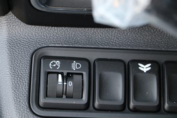 Զ�� ����H8E ���˰� 4.5T 4.15�׵��Ŵ��綯��ʽ�Ῠ(JGL5047XXYBEVGN9)106.95kWhͼƬ