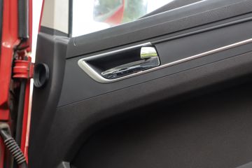 �������� �ܻ�H6 ���ϰ� 370���� 8X4 6.6����ж��(����)ͼƬ
