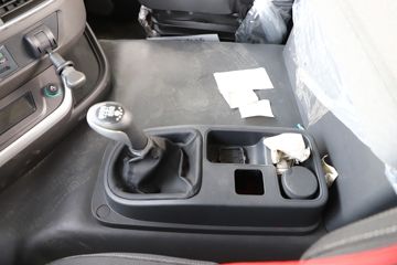 �������� �ܻ�H6 ���ϰ� 370���� 8X4 6.6����ж��(����)ͼƬ