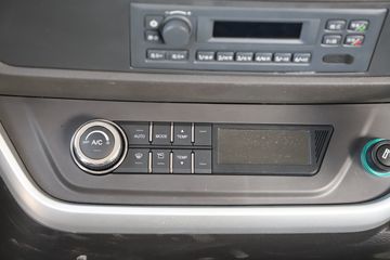 �������� �ܻ�H6 ���ϰ� 370���� 8X4 6.6����ж��(����)ͼƬ