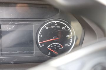 �������� �ܻ�H6 ���ϰ� 370���� 8X4 6.6����ж��(����)ͼƬ