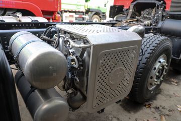 �������� �ܻ�H6 ���ϰ� 370���� 8X4 6.6����ж��(����)ͼƬ