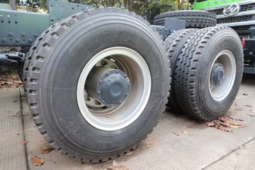 �������� �ܻ�H6 ���ϰ� 370���� 8X4 6.6����ж��(����)ͼƬ