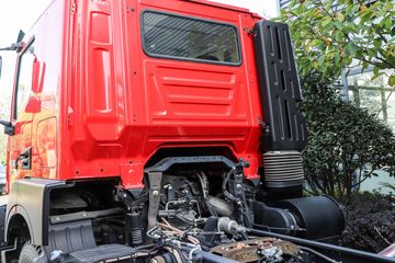 �������� �ܻ�H6 ���ϰ� 370���� 8X4 6.6����ж��(����)ͼƬ