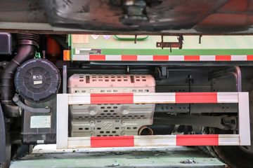  ʨC6 ذ 390 6X4 5.6ж()(CQ5257ZLJHV09384)ͼƬ