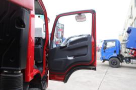 瑞捷D30&nbsp;自卸车驾驶室                                               图片