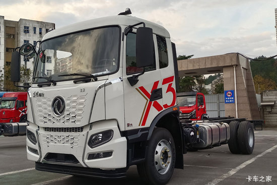 ½ X3 240 4X2 6.8ػ(9T)(DFV1183GP6D1)