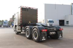 徐工重卡 E700 6X4 换电式纯电动牵引车(XGA4255BEVWC1A)350.07kWh