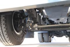 徐工重卡 E700 6X4 换电式纯电动牵引车(XGA4255BEVWC1A)350.07kWh