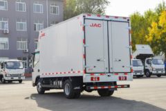 江淮 骏铃S6 145马力 4.15米单排厢式轻卡(速比4.33)(HFC5048XXYP31K5C7S)