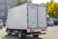 江淮 骏铃S6 145马力 4.15米单排厢式轻卡(速比4.33)(HFC5048XXYP31K5C7S)