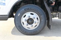 福田奥铃 玉兔Ⅲ 158马力 3.83米AMT自动档排半栏板轻卡(BJ1048V9JDA-AB4)