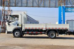 中国重汽HOWO 悍将 160马力 4.15米单排栏板轻卡(万里扬6档)(ZZ1127H3315F1)