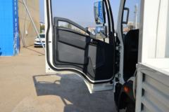 中国重汽HOWO 悍将 160马力 4.15米单排栏板轻卡(万里扬6档)(ZZ1127H3315F1)