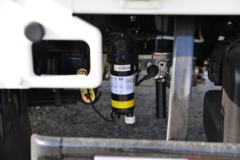 中国重汽HOWO 悍将 160马力 4.15米单排栏板轻卡(万里扬6档)(ZZ1127H3315F1)