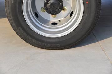 ���� ��X1 2.2L 95���� CNG˫ȼ�� 3.95�׵�����ʽ�Ῠ(KMC5040XXYNG318D6)ͼƬ