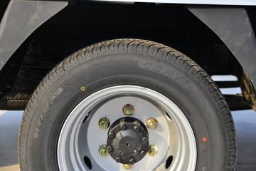 ���� ��X1 2.2L 95���� CNG˫ȼ�� 3.95�׵�����ʽ�Ῠ(KMC5040XXYNG318D6)ͼƬ