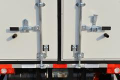 凯马 锐航X1 2.2L 95马力 CNG双燃料 3.95米单排厢式轻卡(KMC5040XXYNG318D6)