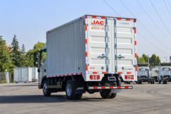 江淮 帅铃S3 130马力 3.7米单排厢式轻卡(HFC5041XXYP73K1B4S-2)