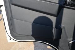 中国重汽HOWO 悍将 160马力 4.15米单排厢式轻卡(ZZ5047XXYC3215F145)