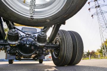 ���� ��ʮ��KV100 132���� 3.35�׵��ų����жʽ�ῨͼƬ