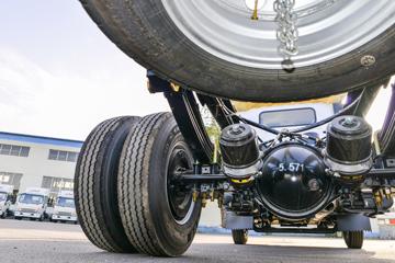 ���� ��ʮ��KV100 132���� 3.35�׵��ų����жʽ�ῨͼƬ