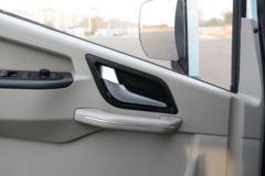 中国重汽HOWO 统帅 160马力 3.85米AT自动档排半栏板轻卡(国六)(ZZ1047F3215F145)