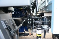 中国重汽HOWO 统帅 160马力 3.85米AT自动档排半栏板轻卡(国六)(ZZ1047F3215F145)