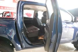 五十铃达咖TAGA H&nbsp;皮卡驾驶室                                               图片