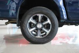 五十铃达咖TAGA H&nbsp;皮卡底盘                                                图片