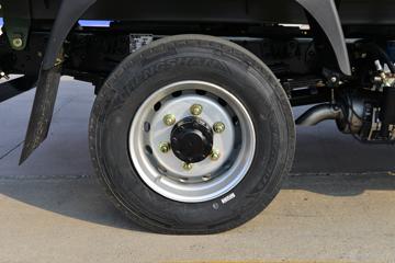 ���� ����M1 130���� 4X2 3.2����ж��(����)(KMC3041SA268DP6)ͼƬ