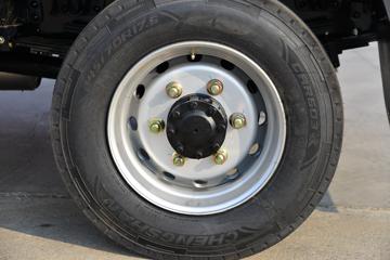���� ����M1 130���� 4X2 3.2����ж��(����)(KMC3041SA268DP6)ͼƬ