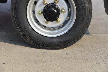 ���� ����M1 130���� 4X2 3.2����ж��(����)(KMC3041SA268DP6)ͼƬ