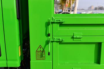 ���� ����M1 130���� 4X2 3.2����ж��(����)(KMC3041SA268DP6)ͼƬ