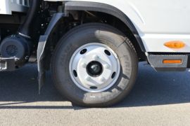 帅铃S6&nbsp;载货车底盘                                                图片