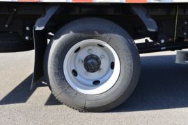 帅铃S6&nbsp;载货车底盘                                                图片