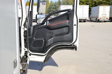 ���� ˧��ES6 4.5T 4.15�׵��Ŵ��綯��ʽ�Ῠ100.46kWhͼƬ