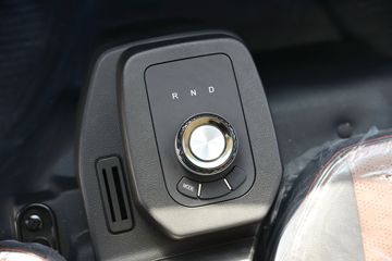 ���� ˧��ES6 4.5T 4.15�׵��Ŵ��綯��ʽ�Ῠ100.46kWhͼƬ