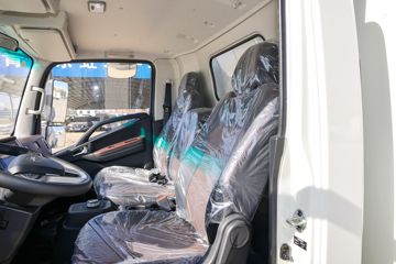 ���� ˧��ES6 4.5T 4.15�׵��Ŵ��綯��ʽ�Ῠ100.46kWhͼƬ