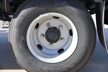 ���� ˧��ES6 4.5T 4.15�׵��Ŵ��綯��ʽ�Ῠ100.46kWhͼƬ