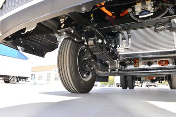 ���� ˧��ES6 4.5T 4.15�׵��Ŵ��綯��ʽ�Ῠ100.46kWhͼƬ