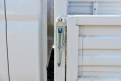 北汽制造 鲸卡T7 舒适版 2.0L 133马力 汽油 3.7米单排栏板微卡(国六)(BAW1031P1B51)