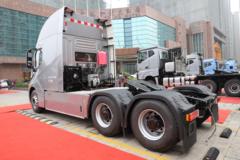 DeepWay 深向星辰 6X4 换电式纯电动牵引汽车(HFC4259SEV01)