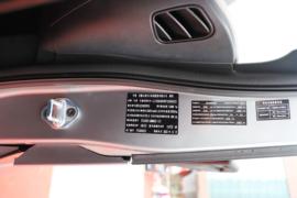 深向星辰&nbsp;电动牵引车驾驶室图片