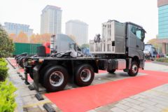 江淮 格尔发K7重卡 630马力 6X6 AMT自动档牵引车(HFC4252P1K8F42S)