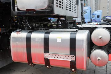 ���� �����K7�ؿ� 630���� 6X6 AMT�Զ���ǣ����(HFC4252P1K8F42S)ͼƬ