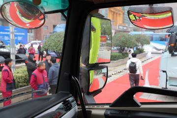 ���� �����A6 PLUS 240���� 4X2 6.8�ײ�դʽ�ػ���ͼƬ